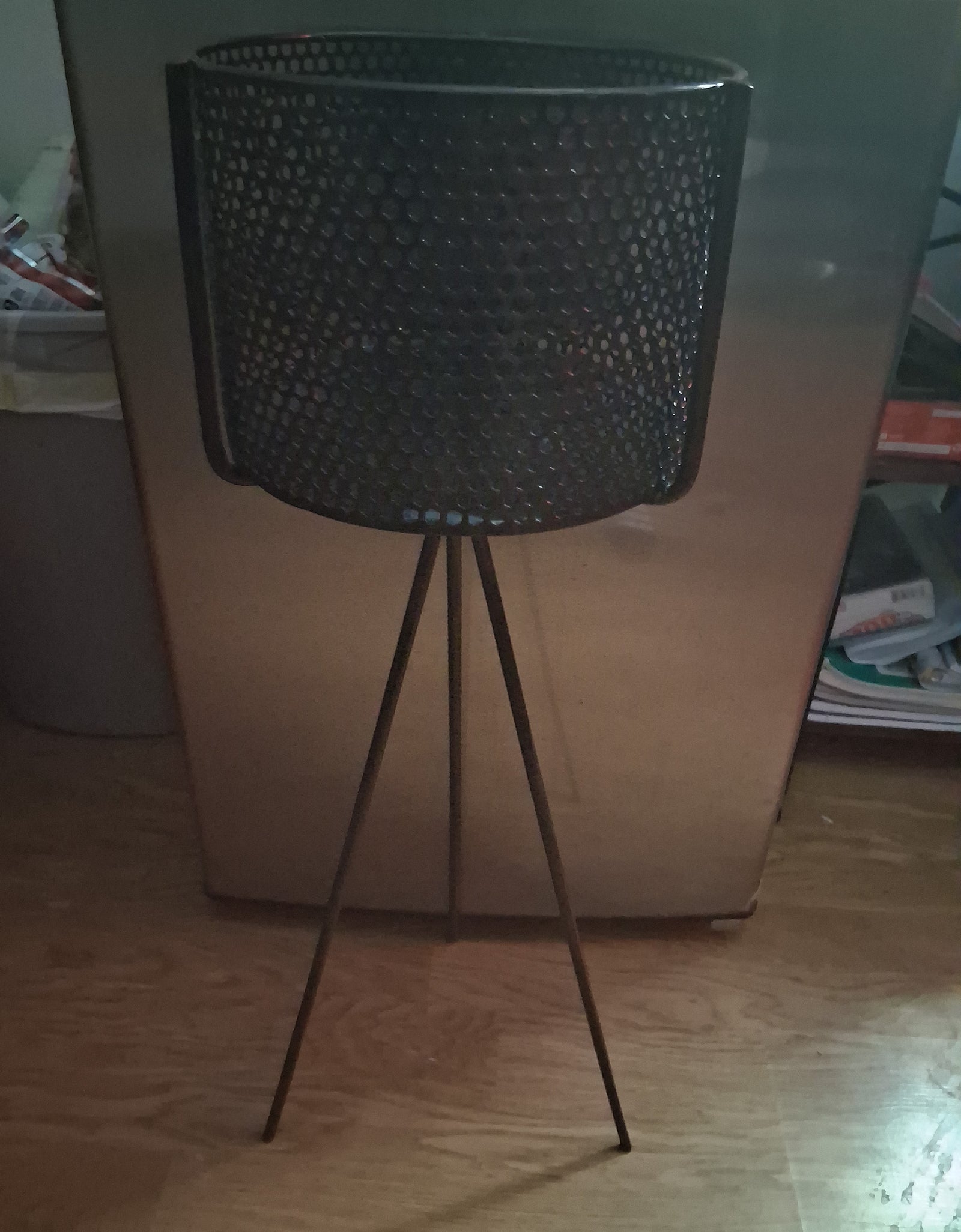 Home Decor Three Legs Black Plant Stand